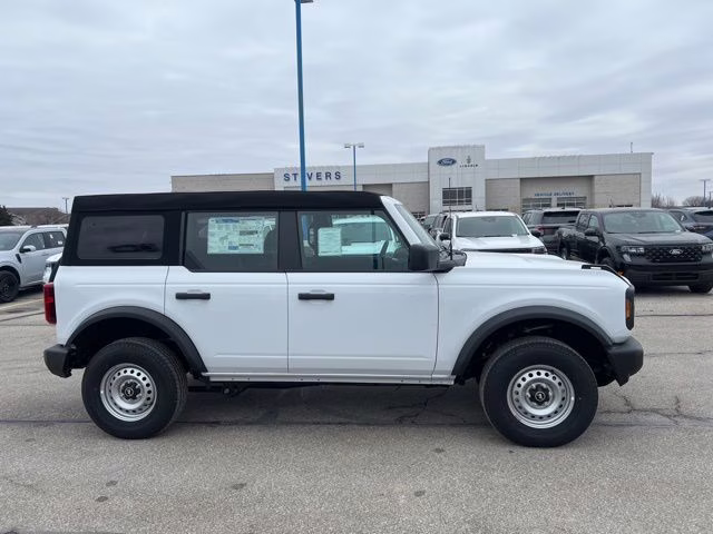 2025 Oxford White Ford Bronco Base 4X4 SUV