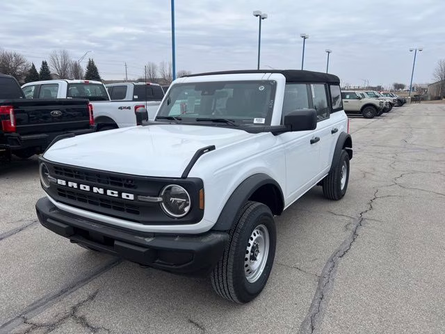 2025 Oxford White Ford Bronco Base 4X4 SUV