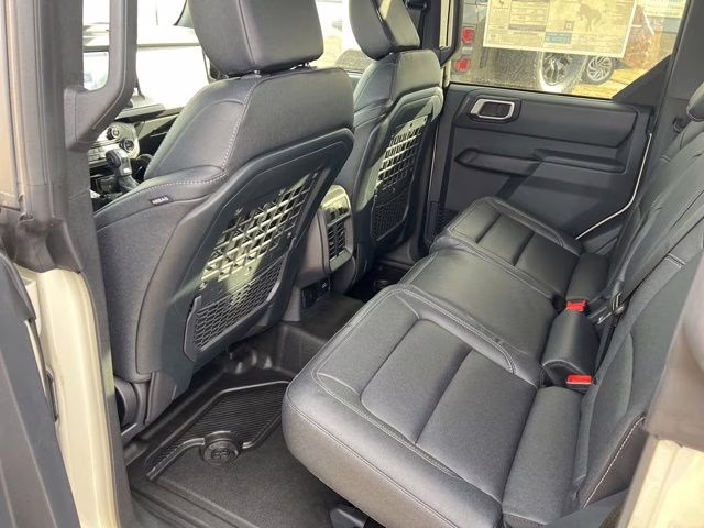 2025 Desert Sand Ford Bronco Big Bend 4X4 SUV