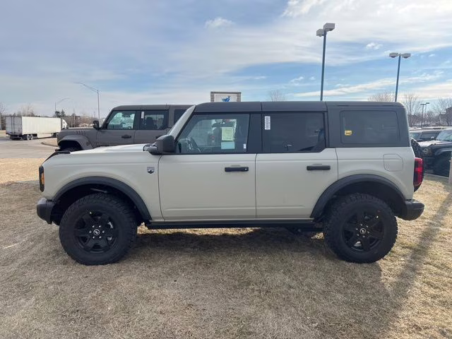 2025 Desert Sand Ford Bronco Big Bend 4X4 SUV