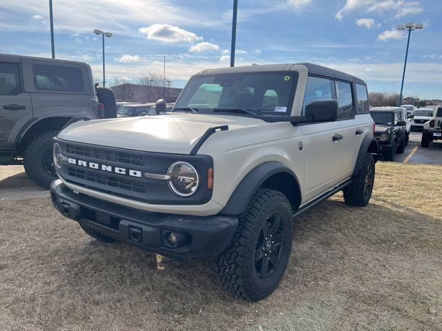 2025 Desert Sand Ford Bronco Big Bend 4X4 SUV