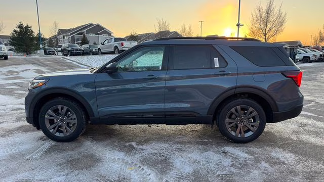 2026 Vapor Blue Metallic Ford Explorer Active 4X4 SUV