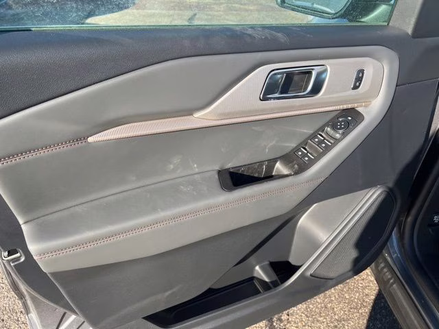 2026 Carbonized Gray Metallic Ford Explorer Active 4X4 SUV