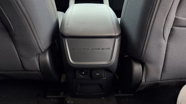 2026 Space White Metallic Ford Explorer Active 4X4 SUV