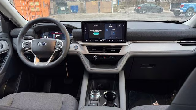 2026 Space White Metallic Ford Explorer Active 4X4 SUV