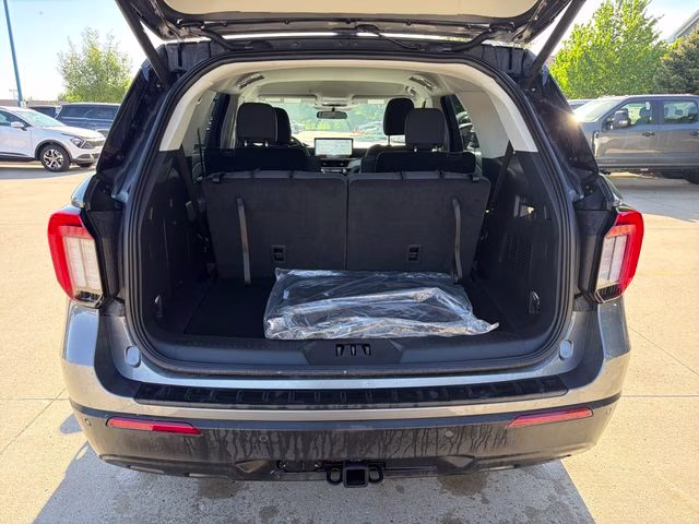 2026 Carbonized Gray Metallic Ford Explorer Active 4X4 SUV