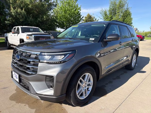 2026 Carbonized Gray Metallic Ford Explorer Active 4X4 SUV