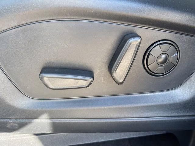 2026 Black Metallic Ford Explorer Platinum 4X4 SUV