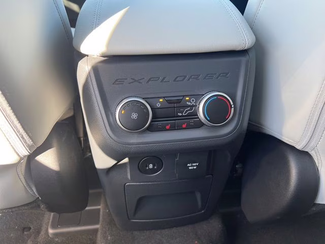 2026 Black Metallic Ford Explorer Platinum 4X4 SUV