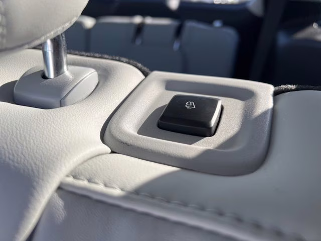 2026 Black Metallic Ford Explorer Platinum 4X4 SUV