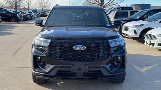 2026 Agate Black Metallic Ford Explorer ST-Line 4X4 SUV