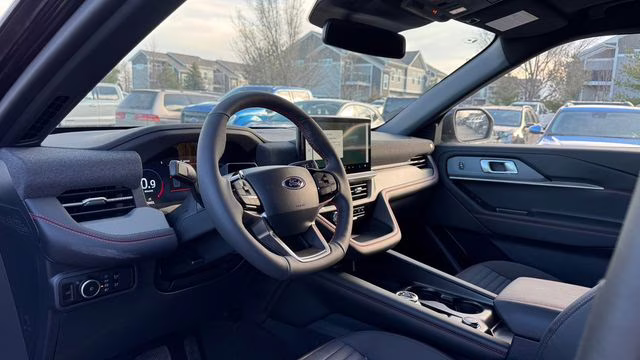 2026 Agate Black Metallic Ford Explorer ST-Line 4X4 SUV