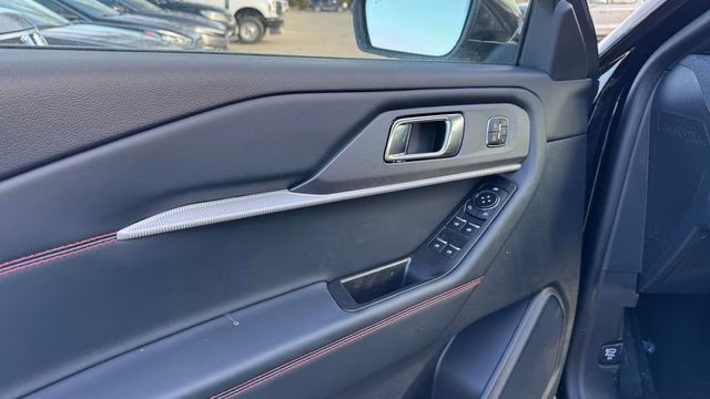 2026 Agate Black Metallic Ford Explorer ST-Line 4X4 SUV