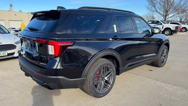 2026 Agate Black Metallic Ford Explorer ST-Line 4X4 SUV