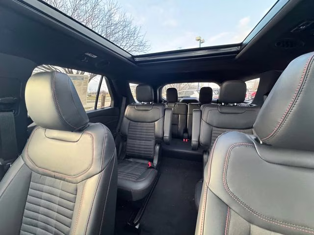 2026 Carbonized Gray Metallic Ford Explorer ST-Line 4X4 SUV