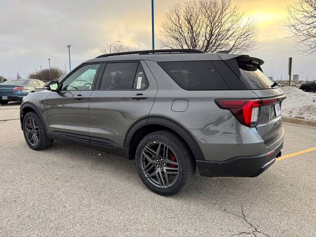 2026 Carbonized Gray Metallic Ford Explorer ST-Line 4X4 SUV