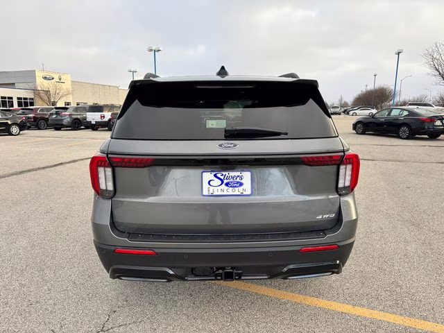 2026 Carbonized Gray Metallic Ford Explorer ST-Line 4X4 SUV