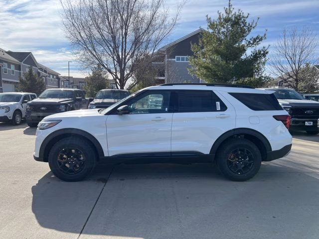 2026 Star White Metallic Tri-Coat Ford Explorer Tremor 4X4 SUV