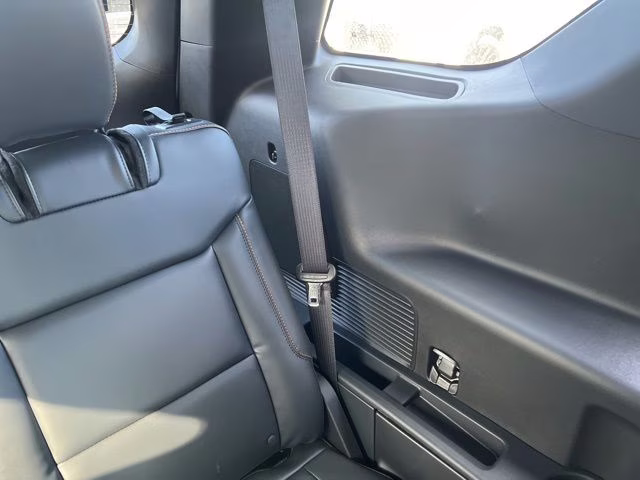 2026 Star White Metallic Tri-Coat Ford Explorer Tremor 4X4 SUV