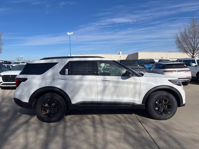 2026 Star White Metallic Tri-Coat Ford Explorer Tremor 4X4 SUV