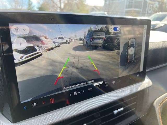 2026 Star White Metallic Tri-Coat Ford Explorer Tremor 4X4 SUV