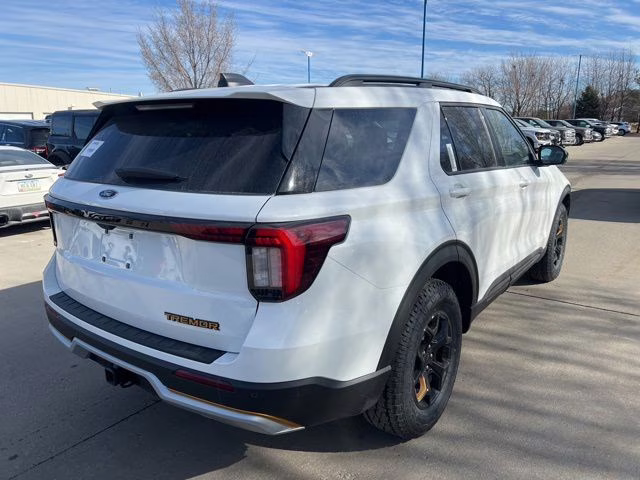 2026 Star White Metallic Tri-Coat Ford Explorer Tremor 4X4 SUV