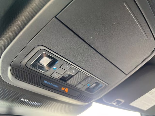 2026 Star White Metallic Tri-Coat Ford Explorer Tremor 4X4 SUV