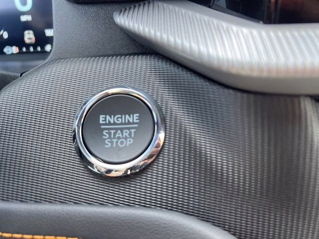 2026 Star White Metallic Tri-Coat Ford Explorer Tremor 4X4 SUV