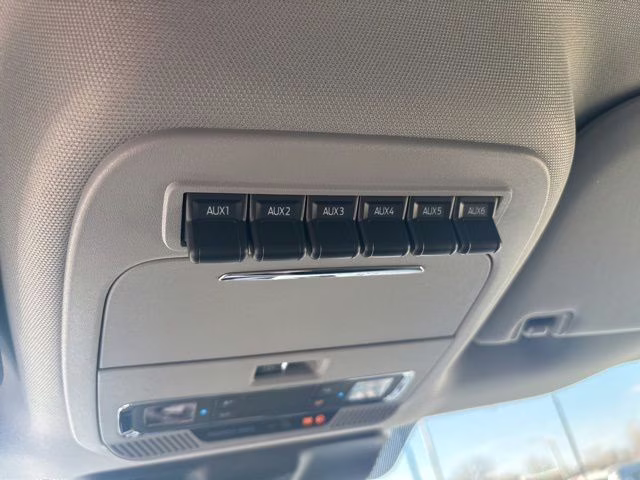 2026 Carbonized Gray Metallic Ford Super Duty F-350 SRW Lariat 4X4 Truck