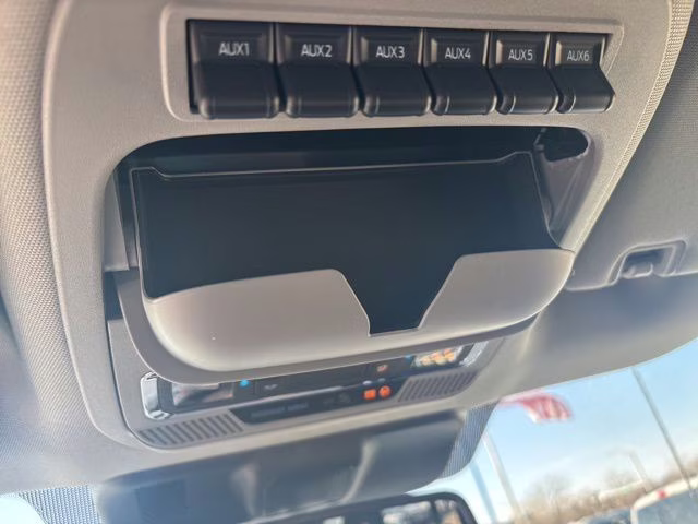 2026 Carbonized Gray Metallic Ford Super Duty F-350 SRW Lariat 4X4 Truck