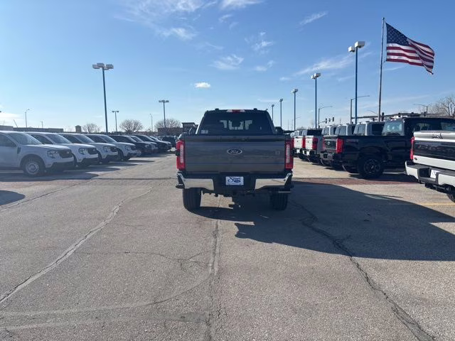 2026 Carbonized Gray Metallic Ford Super Duty F-350 SRW Lariat 4X4 Truck