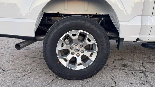 2024 Oxford White Ford F-150 Police Responder XL 4X4 Truck