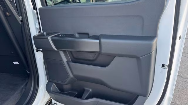 2024 Oxford White Ford F-150 Police Responder XL 4X4 Truck