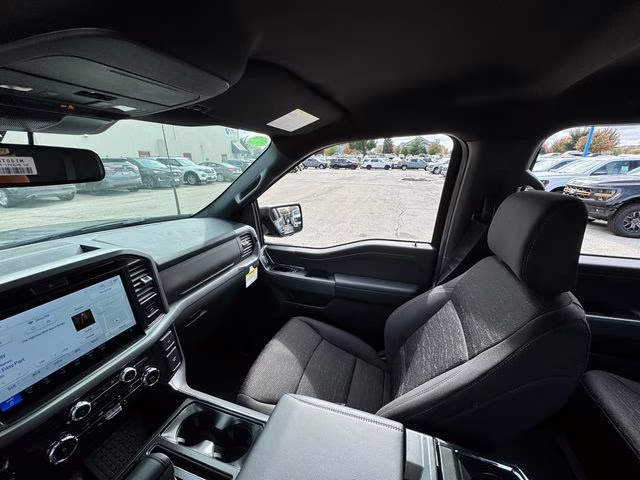 2025 Agate Black Metallic Ford F-150 XLT 4X4 Truck