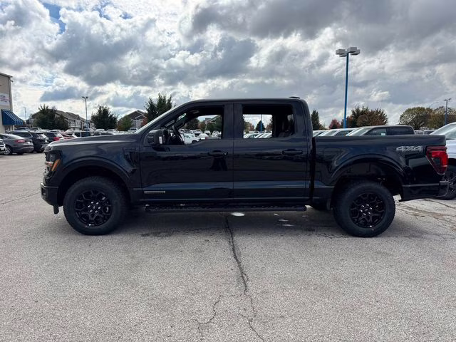2025 Agate Black Metallic Ford F-150 XLT 4X4 Truck