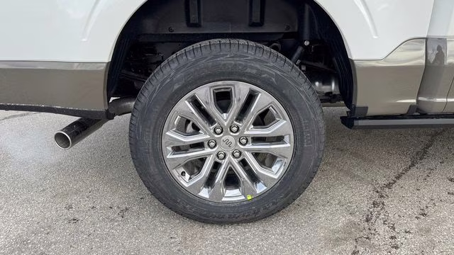 2026 Star White Metallic Tri-Coat Ford F-150 King Ranch 4X4 Truck