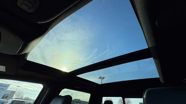 2025 Silver Metallic Ford F-150 Platinum 4X4 Truck