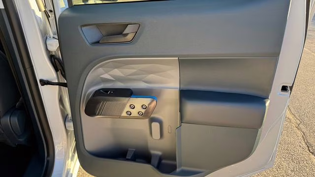 2026 Space White Metallic Ford Maverick Lobo Standard AWD Truck