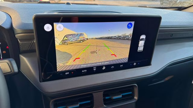 2026 Space White Metallic Ford Maverick Lobo Standard AWD Truck