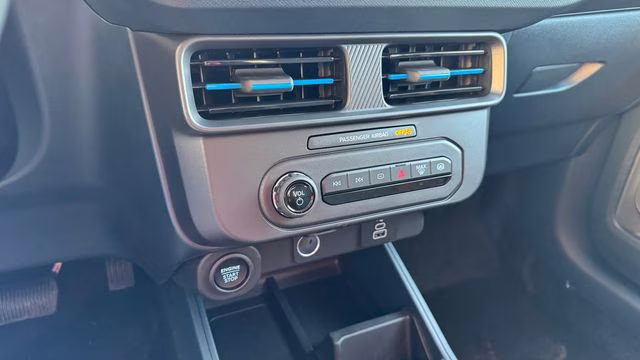 2026 Space White Metallic Ford Maverick Lobo Standard AWD Truck