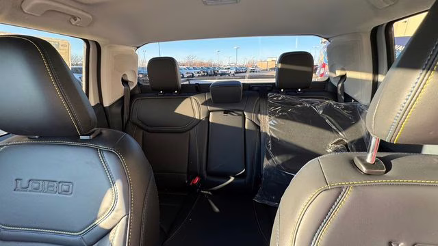 2026 Space White Metallic Ford Maverick Lobo Standard AWD Truck