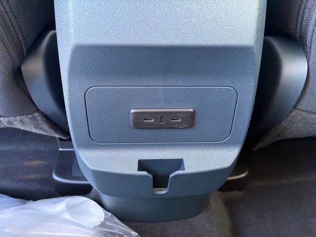 2026 Oxford White Ford Maverick XL FWD Truck