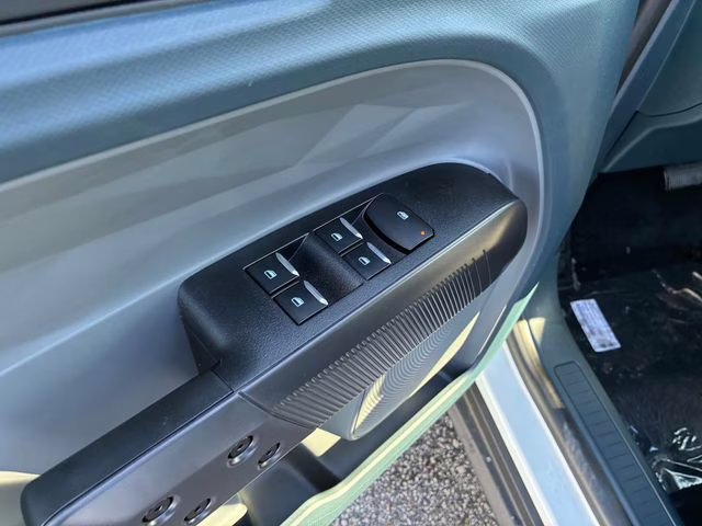 2026 Oxford White Ford Maverick XL FWD Truck