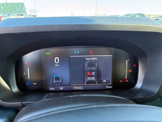 2026 Oxford White Ford Maverick XL FWD Truck