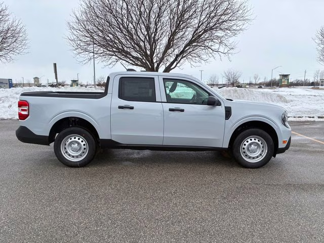 2026 Space White Metallic Ford Maverick XL FWD Truck