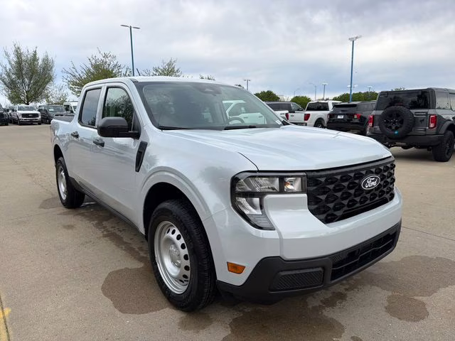 2026 Space White Metallic Ford Maverick XL FWD Truck