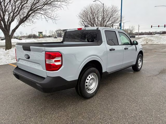 2026 Space White Metallic Ford Maverick XL FWD Truck