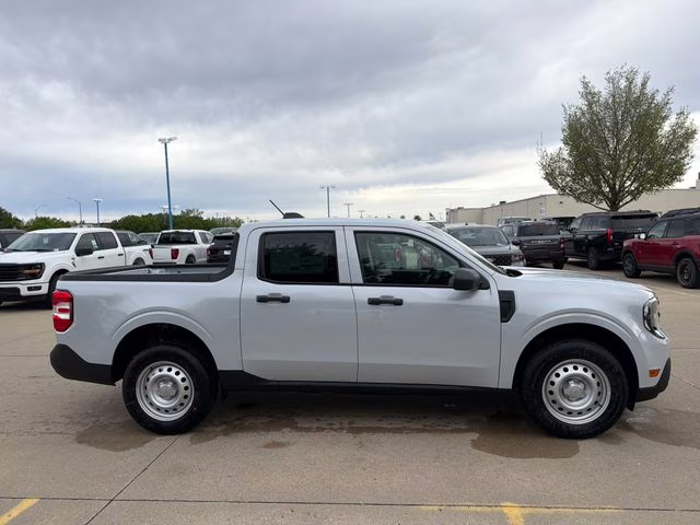 2026 Space White Metallic Ford Maverick XL FWD Truck