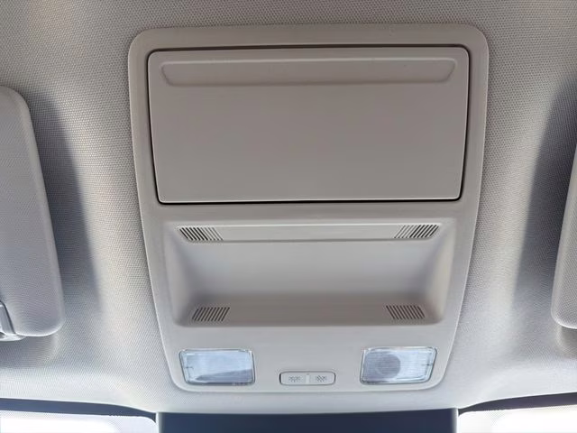 2026 Space White Metallic Ford Maverick XL FWD Truck