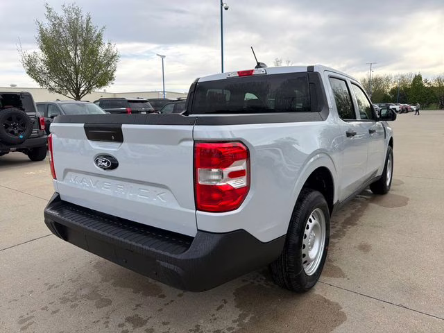 2026 Space White Metallic Ford Maverick XL FWD Truck